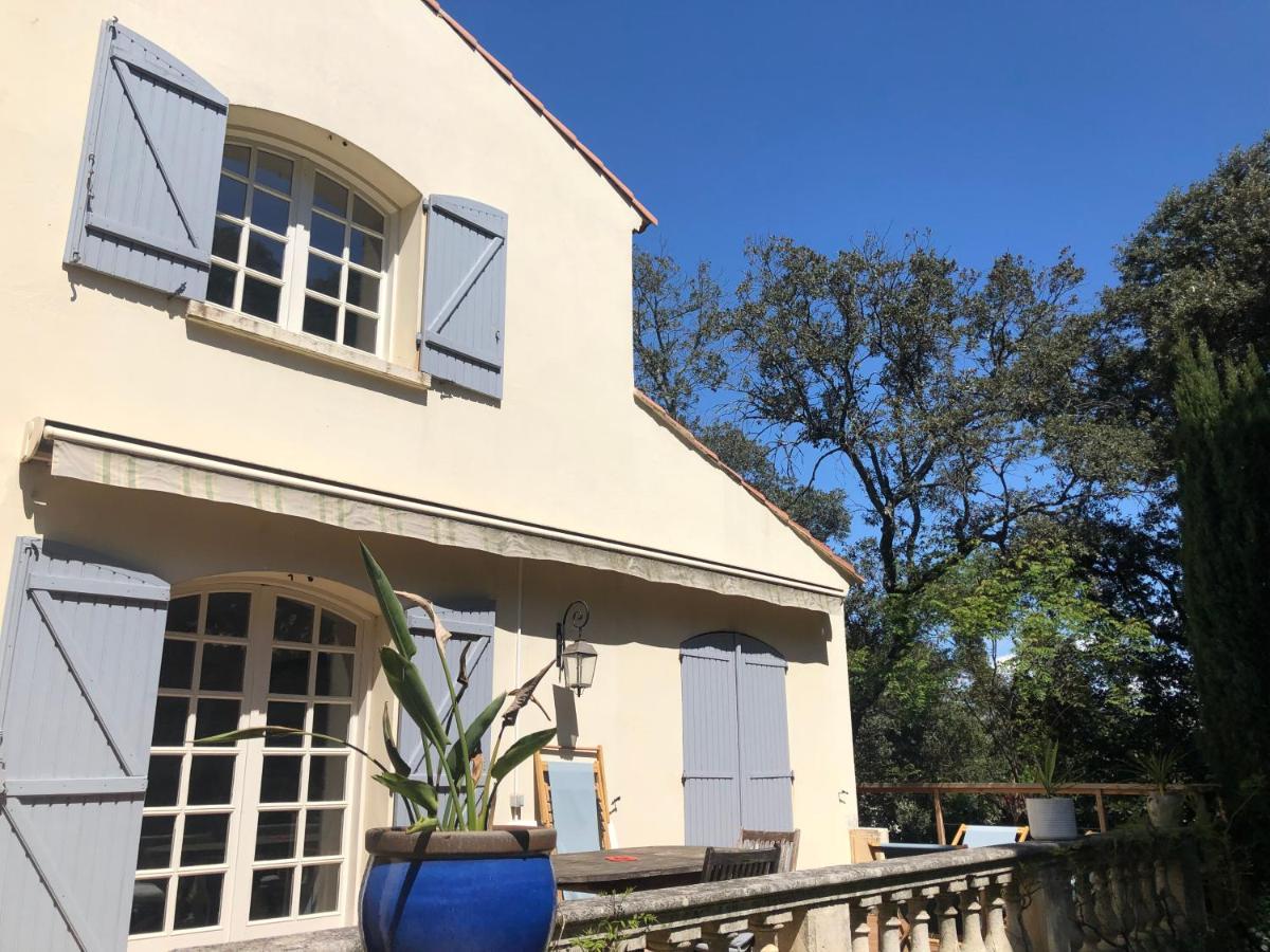 Magnifique Demeure Familiale Villa Castries Exterior photo